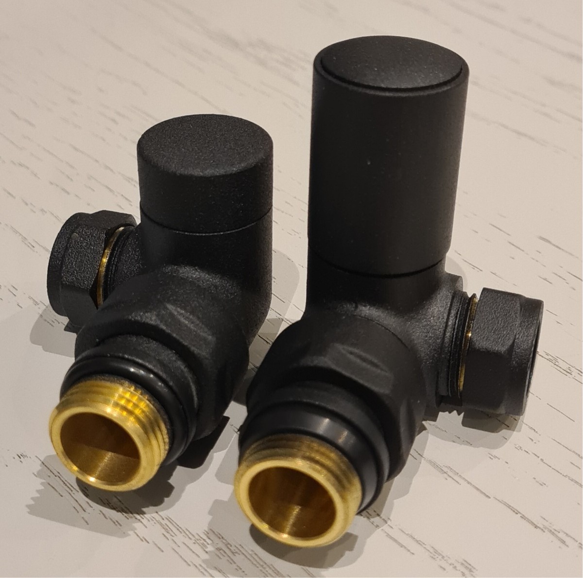 Nero Opaco Angolato Valvole Radiatore Portasciugamani Coppia 15mm - Foto 3