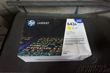 New Sealed Box Genuine OEM HP 643A Yellow Toner Q5952A LaserJet 4700 4H25S5a
