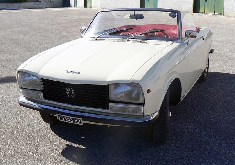 peugeot-5-800