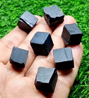 5pcs Natural Black Onyx Quartz Crystal Crystal Cube