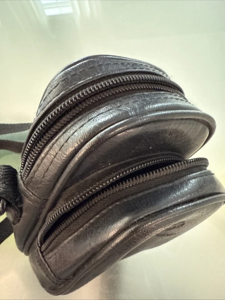 Estuche de cuero para cámara Samsonite Foto 3 de 4