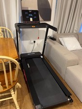 Reebok Jet 100z Folding Treadmill with Connected Fitness