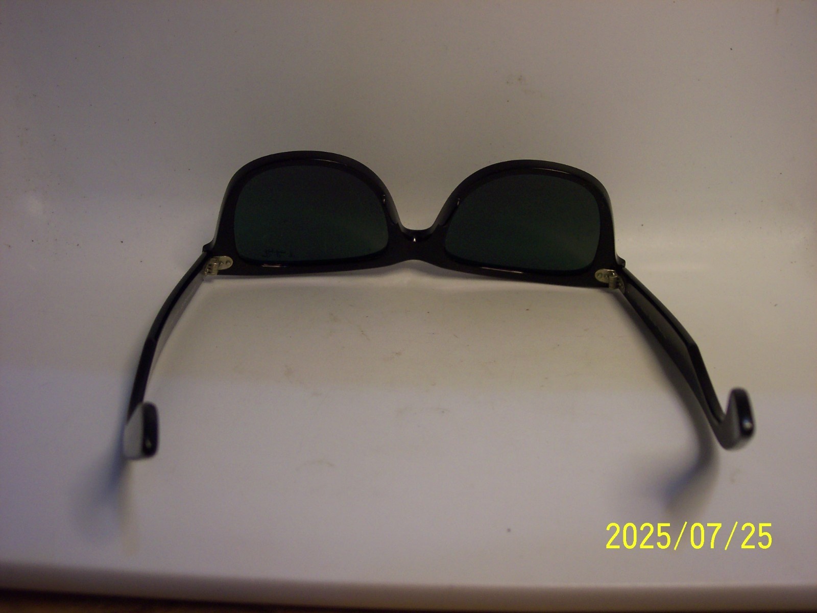 Picture 5 of 12