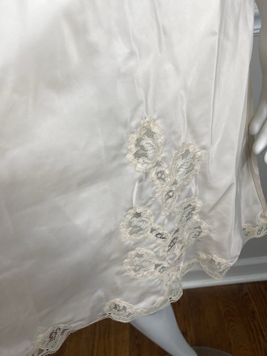 Vintage 40s Nylon blush pink lace full slip dress sexy 38” bust Women’s Lingerie - Picture 8 of 13
