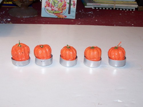 5 Jack O Lantern candles for Jack O Lanterns all unlit rough condition bases - Picture 2 of 5