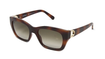Ferragamo Sunglasses Women display picture 3