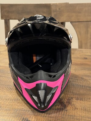 BILT AMPED EVO YOUTH, pink and black, medium size, 22.5.