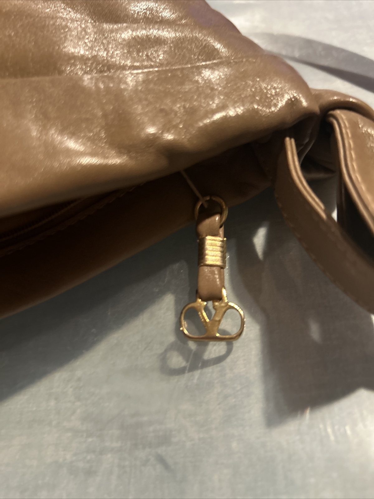 Valentino Garavani Les Sacs Toupe Shoulder Bag thumbnail 8