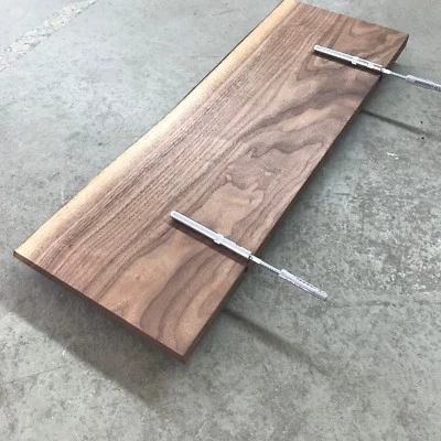 Wandboard Nussbaum Massiv Holz Board Regal Steckboard Regalbrett NEU Baumkante ! - Bild 1 von 4
