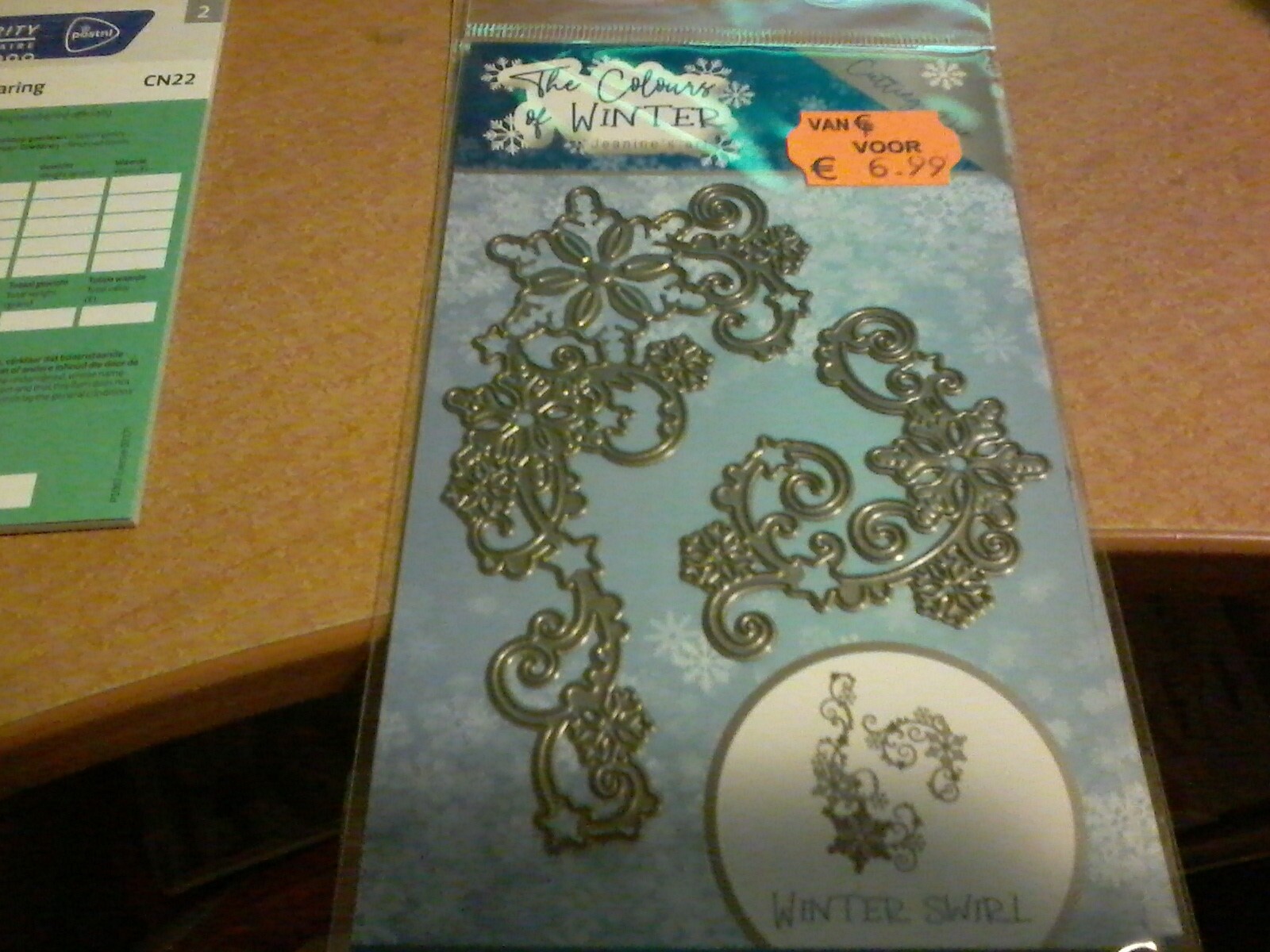 CUTTING DIE FOR  SCRAPBOOKING THE COLOURS OF WINTER JEANINE'S ART NEW (JJ497)