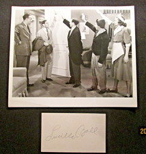 LUCILLE BALL : (HAND SIGN AUTOGRAPH CARD & PHOTO) CLASSIC