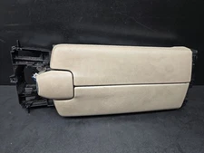 10-18 Mercedes W212 E350 Center Console Arm Rest Armrest Cover Assembly Beige