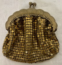 1960's Gold Mesh Coin purse, 3" X 3",