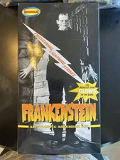 Frightening Lightning Moebius Frankenstein 2009 Glow Model Kit Sealed 78/480