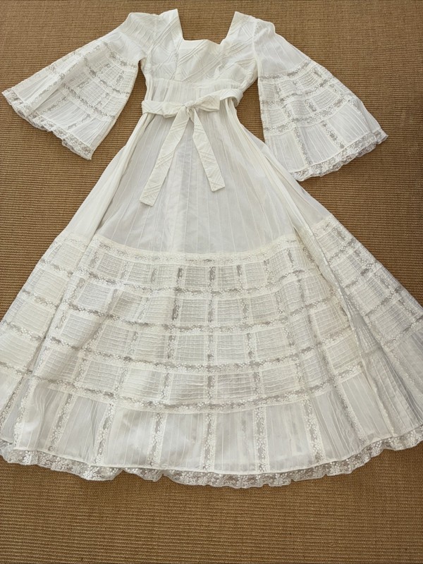 Vintage 1971 Boho Hippy Mexican Wedding Dress Tachi Castillo Sz  10 Pin Tuck
