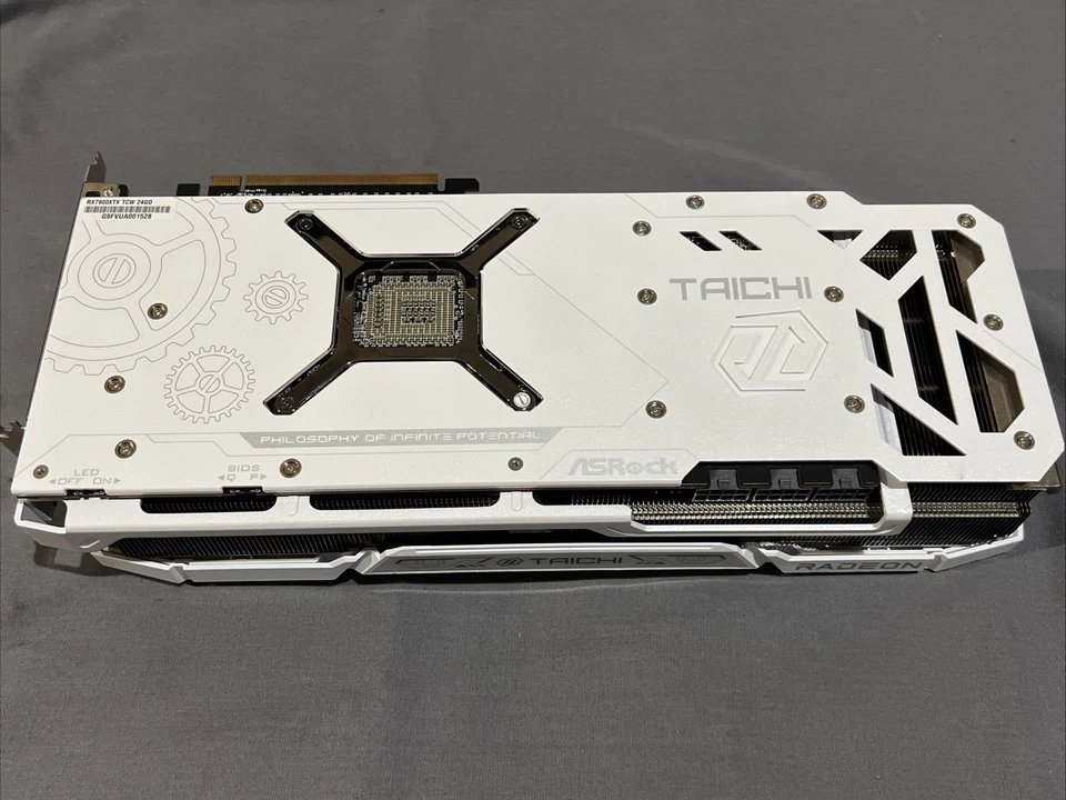 * NOT WORKING * ASRock Radeon RX 7900 XTX Taichi White 24GB OC Graphics Card - Image 4 of 4