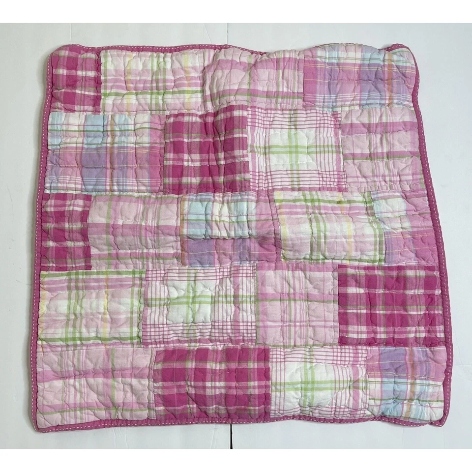 Juego de 2 fundas de almohada acolchadas a cuadros rosa Madras 26 X 26 POTTERY BARN para niños Foto 2 de 4