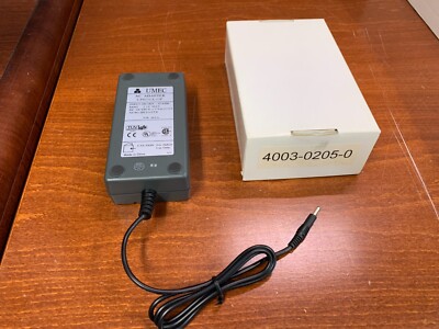 Optimus UMEC UP0551A-15P AC ADAPTER 15V dc/1.1A