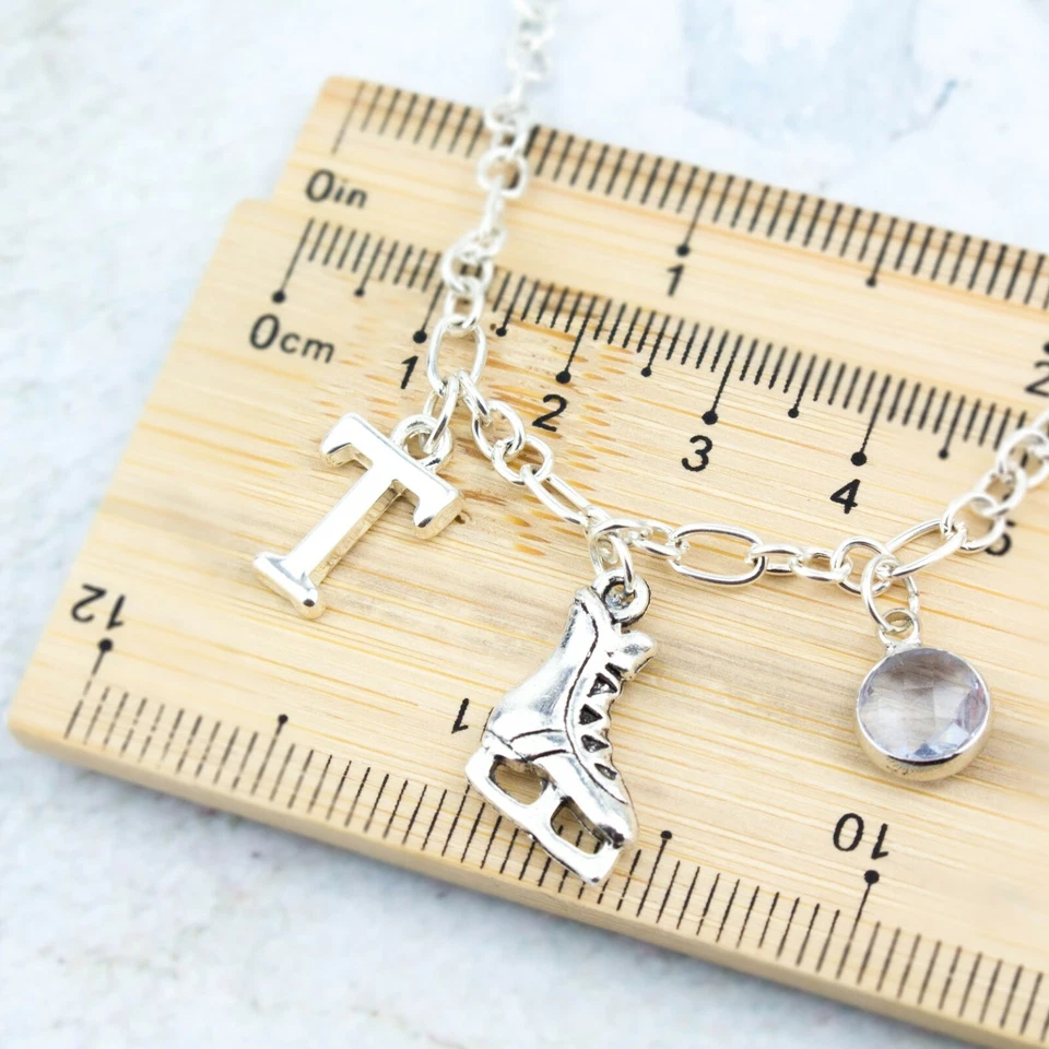 Ice Skating Bracelet, Personalised Gift, Figure Skating Charm, Winter Theme Gift - Imagem 3 de 4