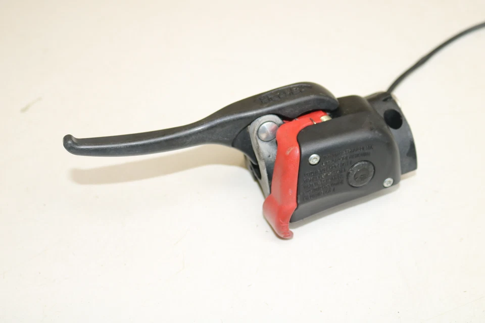 Polaris Iq Shift 600 2012 cilindro maestro de freno palanca de freno Foto 3 de 4