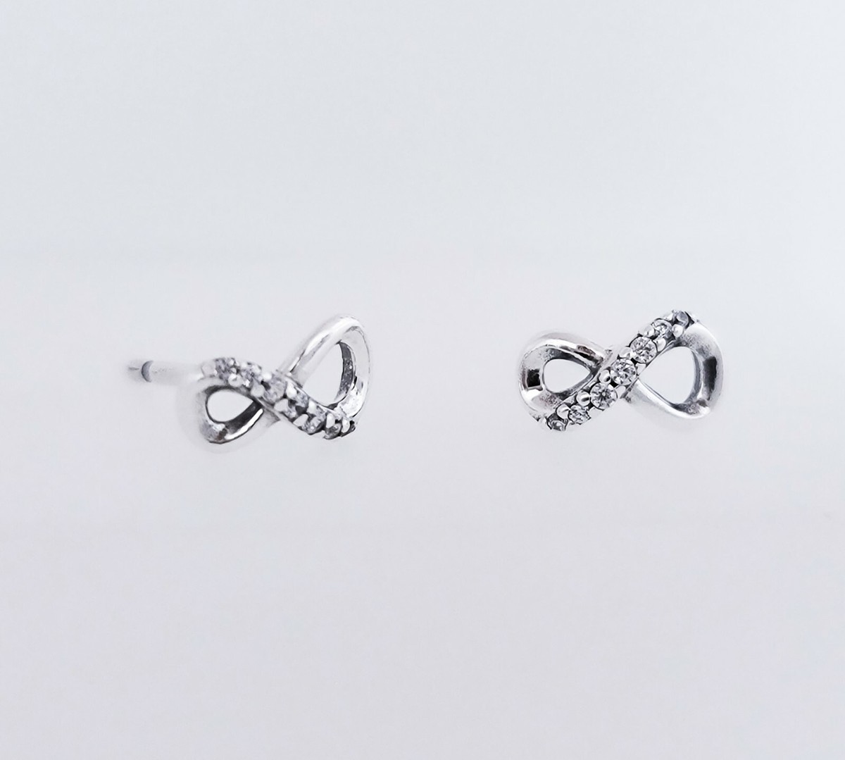 New PANDORA Rose Gold 925 Sparkling Infinity Stud Earrings New PANDORA Rose Gold 925 Sparkling Infinity Stud Earrings