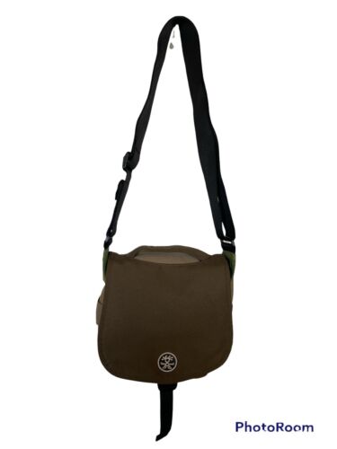 Sac appareil photo Crumpler 4 millions de dollars (beige/vert) - Photo 1 sur 9