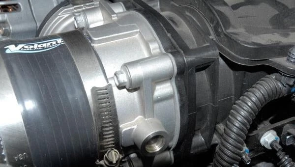 Espaciador de cuerpo de acelerador Volant para cargador Challenger 11-22 11-14 Durango 3,6 L V6 Foto 2 de 3