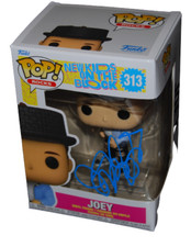 JOEY MCINTYRE signed (NEW KIDS ON THE BLOCK) Funko Pop #313 BECKETT BAS BJ90987 JOEY MCINTYRE signed (NEW KIDS ON THE BLOCK) Funko Pop #313 BECKETT BAS BJ90987