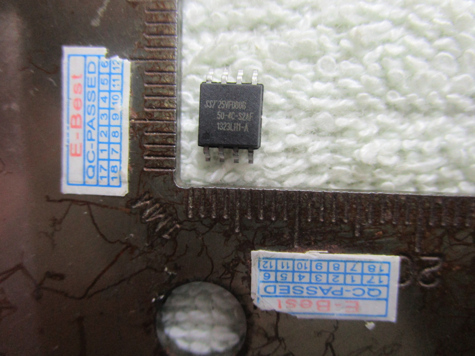 5pcs SST25VF0808 SST25VFO80B SST25VF08OB SST25VF080B-50-4C-S2AF 200mil ...