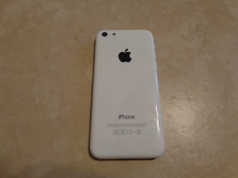 Apple iPhone 5c  White (Unlocked) A1456 (GSM)  Cell Phone - Image 2 of 2
