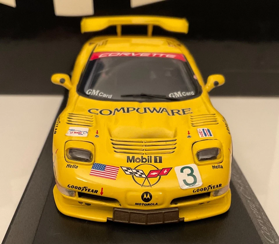 Chevrolet Corvette C5 R n.3 12 h Sebring 2003 1/43 Minichamps - Immagine 2 di 4