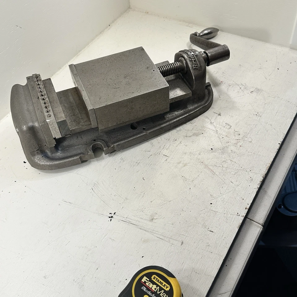 Vintage 6”  Bridgeport Milling and Machining Vise With Handle - Image 2 of 4