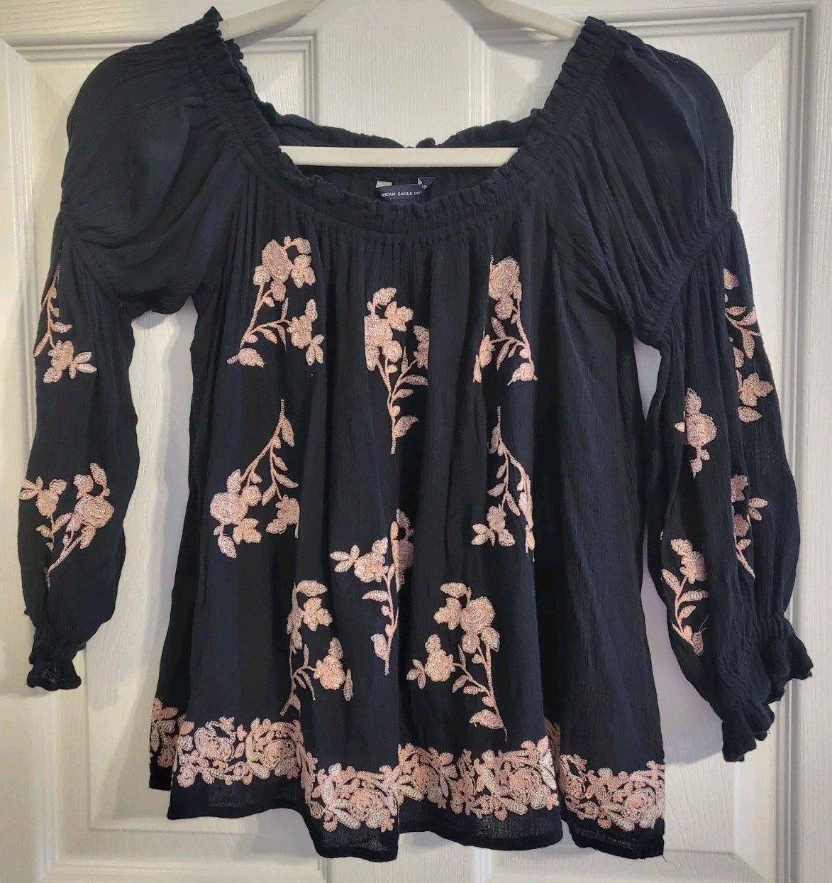 American Eagle Black Embroidered Pink Floral Off The Shoulder Boho Top Small