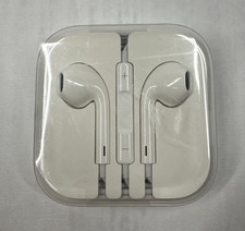 NEW GENUINE APPLE 3.5mm EARPODS/Earphones Headphone Plug Remote Mic White