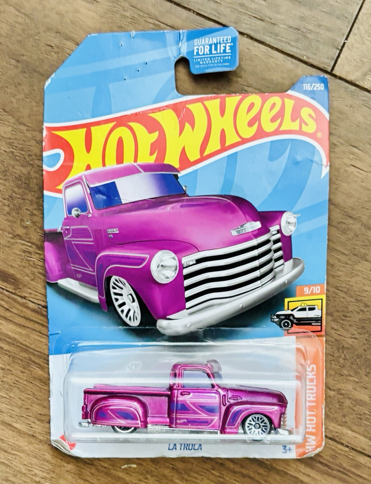 2022 #116 Hot Wheels LA Troca  HW HOT TRUCKS 9/10 