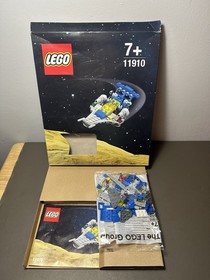 LEGO 11910 - *RARE* Classic Space Micro-Scale Space Cruiser New With Box SEALED