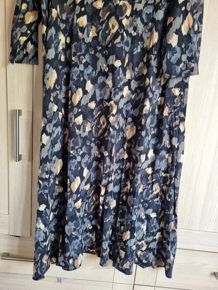 Maxi vestido estampado con cuello, talla 16 Foto 4 de 4