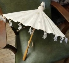 VINTAGE PAPER  BAMBOO PARASOL UMBRELLA CREAM  BOTANTICAL LEAVES  PETALS 19.5"