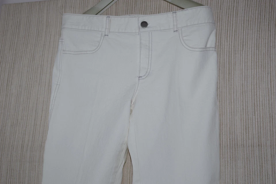 Theory Willis Jeans White Denim Beige Stitches Bareback Straight Size:6 - Image 4 of 4