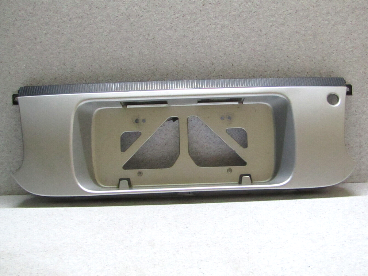トヨタ セリカ ST202/ST205 リアナンバープレートガーニッシュ 1994 1999 TOYOTA CELICA ST205 ST202 SILVER REAR NUMBER PLATE FRAME