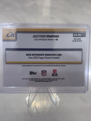 2025 Topps Chrome Football Matthew Stafford Green Refractor Auto