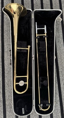 Bundy Selmer - Designed by Vincent Bach Posaune mit Mundstück und Koffer