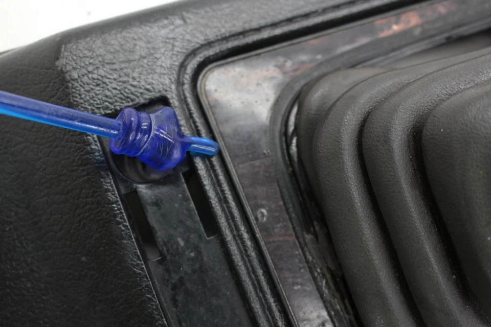 84-86 Nissan 300ZX Z31 Black Front Center Console with Mirror Switch 9693101P00 Foto 3 de 4