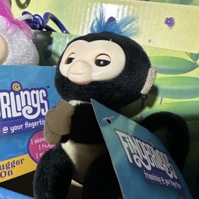 SET OF 2 FINGERLINGS - FRIENDSHIP @ YOUR FINGERTIPS