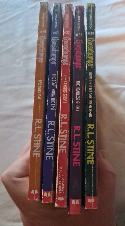 Set Of 5 R.L Stine First Edition Goosebumps Paperback Books #26, 27, 28, 29, 30 - Image 2 of 4