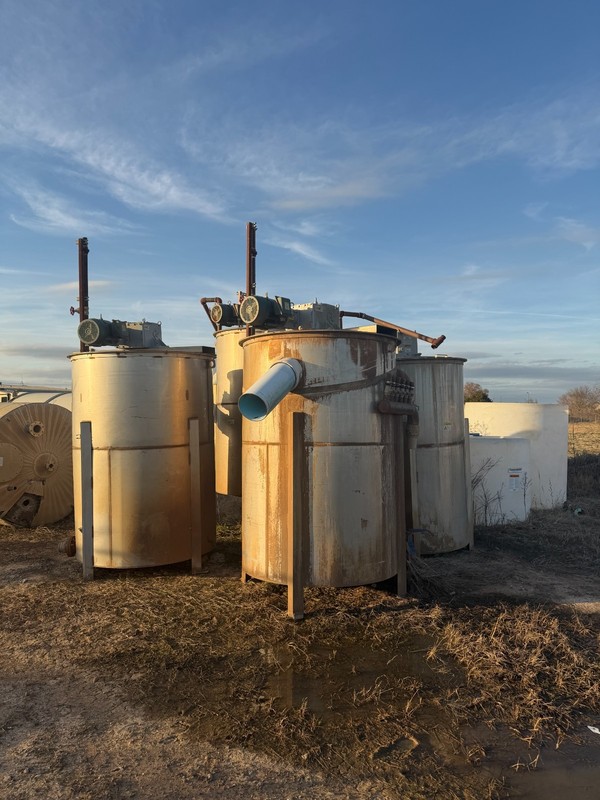 245 Gallon  Stainless Steel Mixing Tank with Motor Mixing Blade