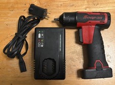 Snap-on Ct725 - 14.4v Cordless 14 Impact Wrench W 2.5ah Battery Charger Snap-on Ct725 - 14.4v Cordless 14 Impact Wrench W 2.5ah Battery Charger