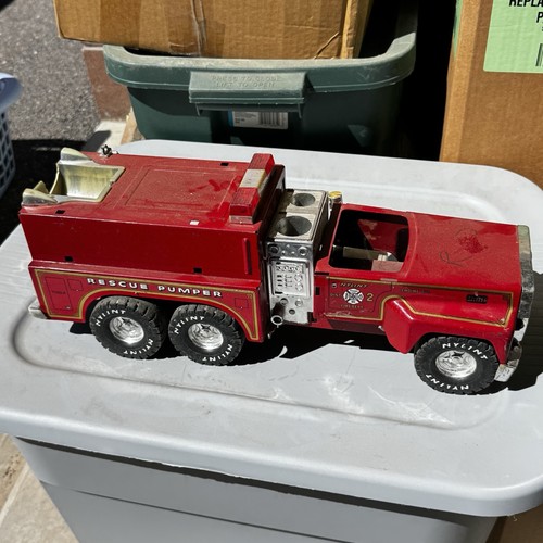 Vintage Nylint Rescue Pumper Fire Truck No 875 Pressed Metal Ford 17" Incomplete - Picture 6 of 6