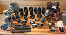 Photographica 18 alte Kameras mit viel Zubeh&ouml;r + Super 8 Projektor + Lichtmesser