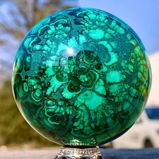 383G  Natural glossy Malachite Ball transparent cluster rough mineral sample